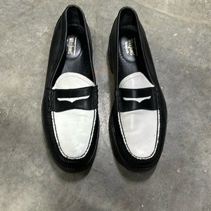 Weejuns black and white mens penny loafer